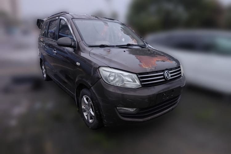 Used Dongfeng Fengon 2013 1.5L Manual Deluxe Model DK15 Front Right 45 Deg