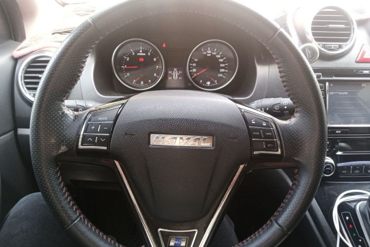 Used Haval H6 2016 Upgraded Model 1.5T Automatic Two-Wheel Drive Elite Version
