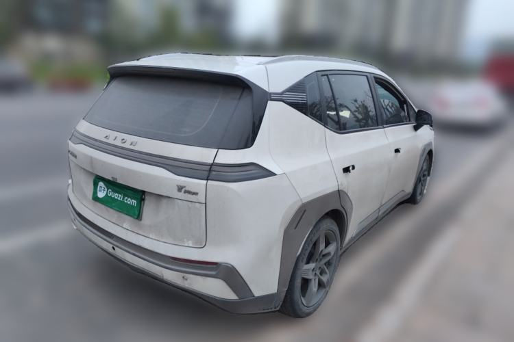 Used AION Y 2022 Plus 70 Tech Edition