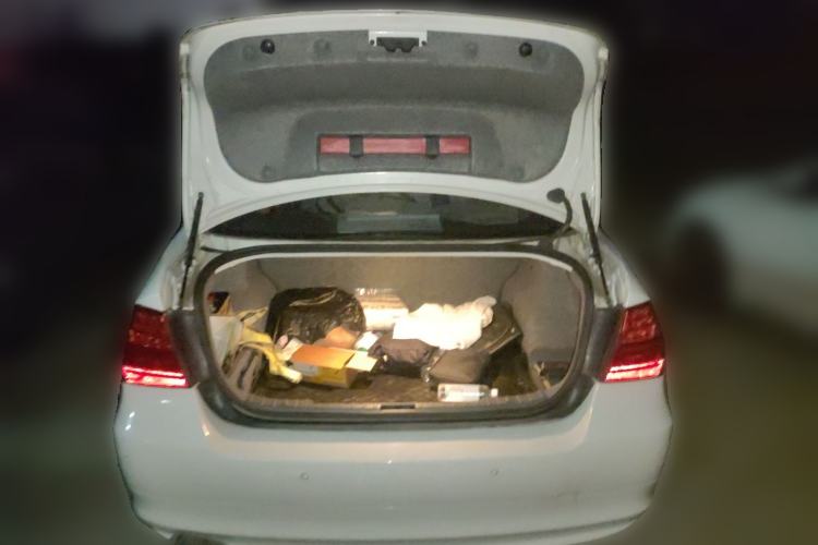 Used BMW 3 Series 2010 325i Sport Edition Trunk