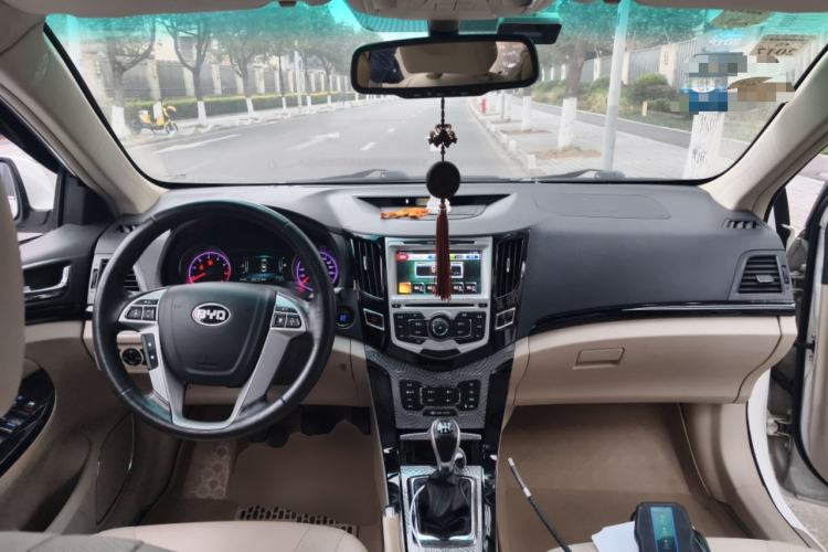 Used BYD Surui 2012 1.5L Manual Luxury Version