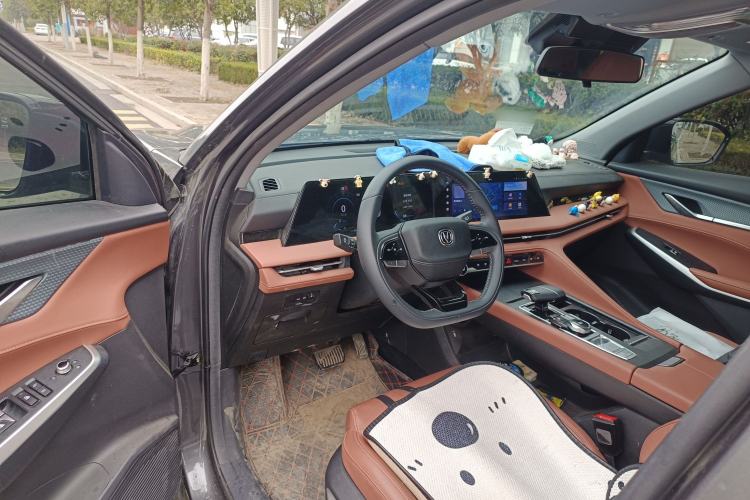 Used Changan CS75 PLUS 2024 3rd Generation Champion Edition 1.5T Intelligent Drive Dynamic Model