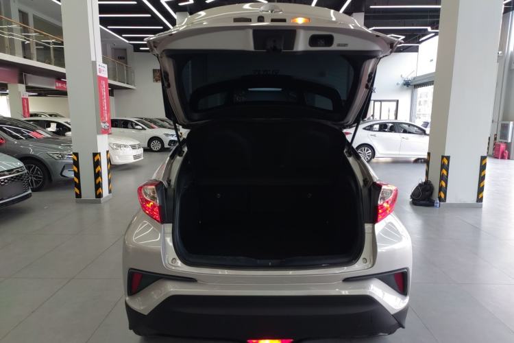 Used Toyota C-HR 2020 2.0L Leading Edition