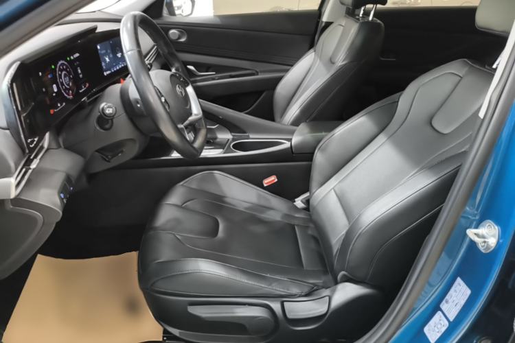 Used Hyundai Elantra 2021 1.5L CVT GLX Elite Edition Left Front Seat