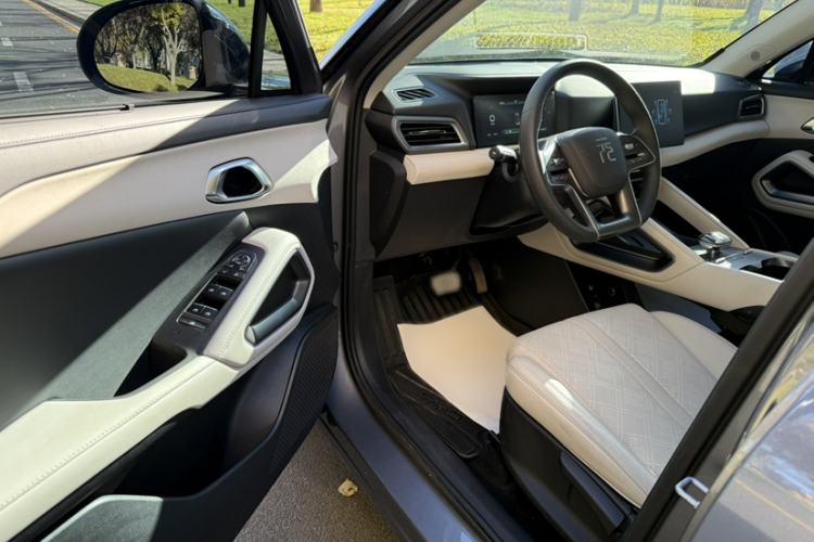 Used BYD Yuan UP 2024 401 km Active Version
