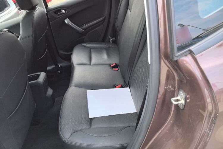 Used Peugeot 2008 2014 1.6L Automatic Fashion Edition
