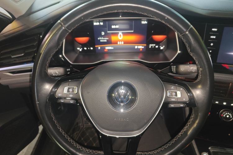 Used Volkswagen Sagitar 2021 200TSI DSG Comfort Connect Edition Steering Wheel
