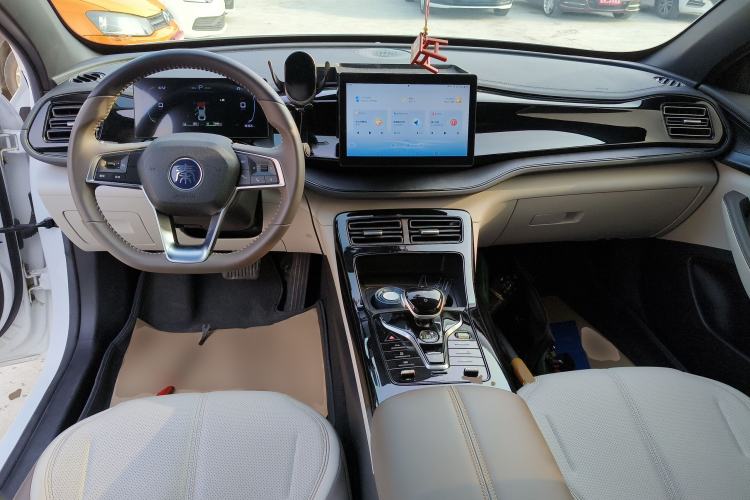 Used BYD Qin PLUS 2024 HONOR Edition DM-i 55KM Leading Model