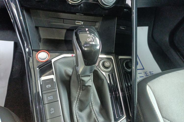 Used Volkswagen Tayron 2019 380TSI Four-Wheel Drive R-Line China VI-standard