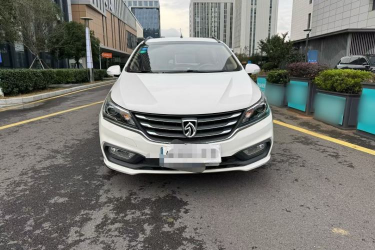 Used Baojun 310W 2017 1.5L Manual Fashion Edition China VI