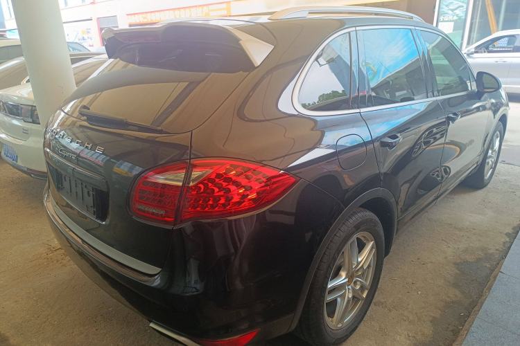 Used Porsche Cayenne 2014 Cayenne Platinum Edition 3.0T
