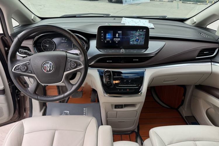 Used Buick GL8 2021 Land Cruiser Executive Class 652T Luxury Model
