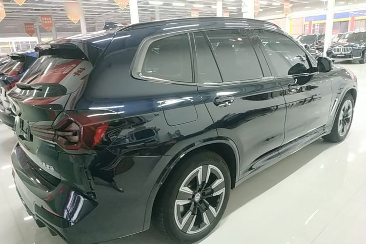 Used BMW iX3 2022 Updated Leading Version
