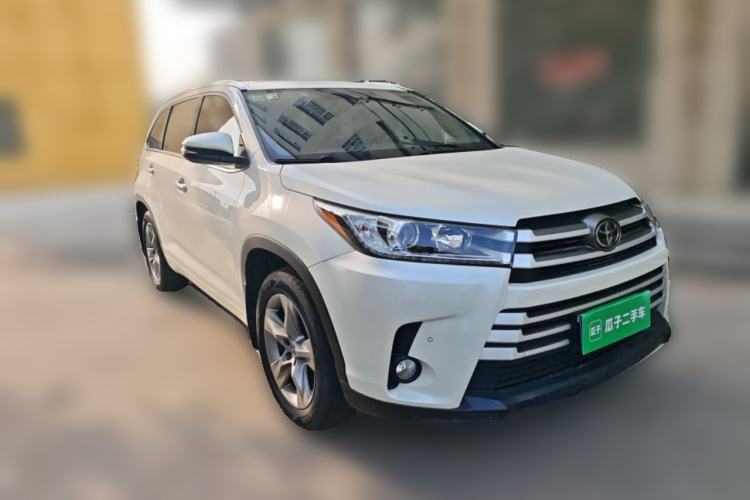 Used Toyota Highlander 2018 2.0T Four-Wheel Drive Luxury Version 7 Seats China VI Standard Front Right 45 Deg