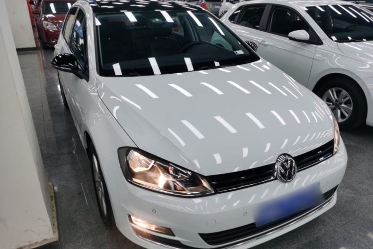 Used Volkswagen Golf 2017 1.6L Automatic Comfort Million-Vehicle Anniversary Edition