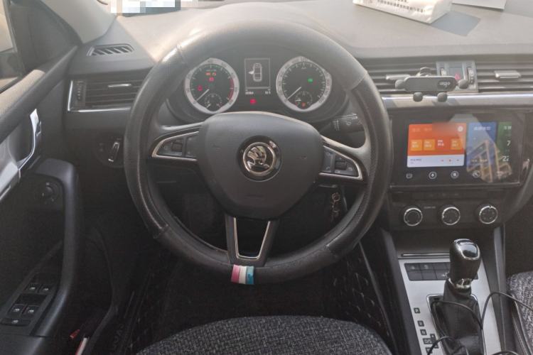 Used Skoda Octavia 2019 1.5L Automatic Smart Drive Luxury Edition China VI Standard
