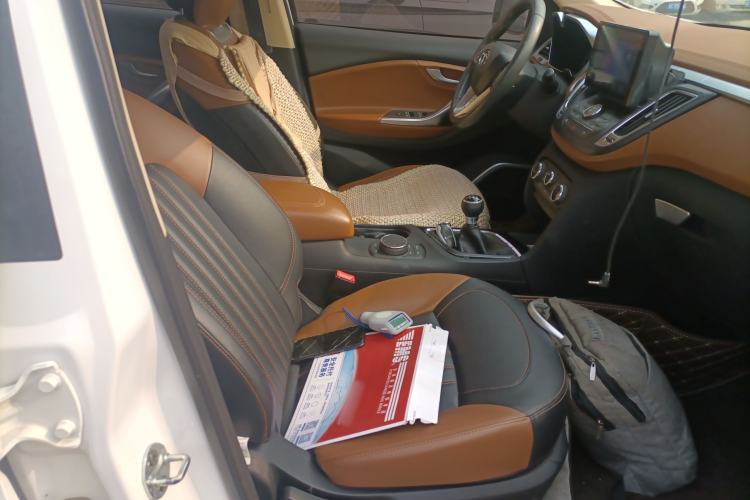 Used Soueast DX7 2016 1.5T Manual Triumph Edition
