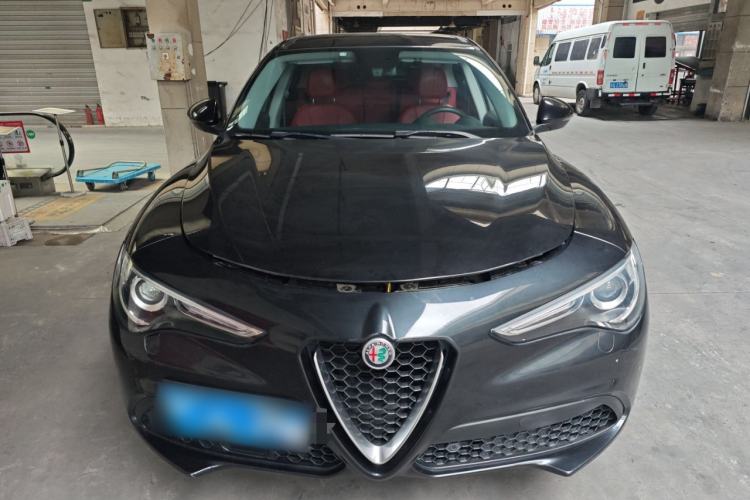 Used Alfa Romeo Stelvio 2017 2.0T 200HP Elite Edition
