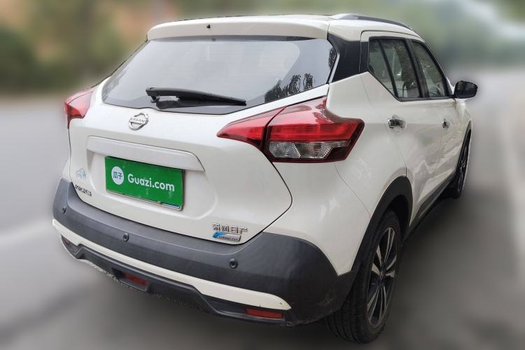 Used Nissan Kicks 2018 1.5L CVT Smart Connect Luxury Edition
