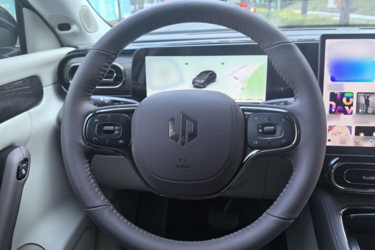 Used Leapmotor C11 2024 Range-Extended 300 Luxury Edition