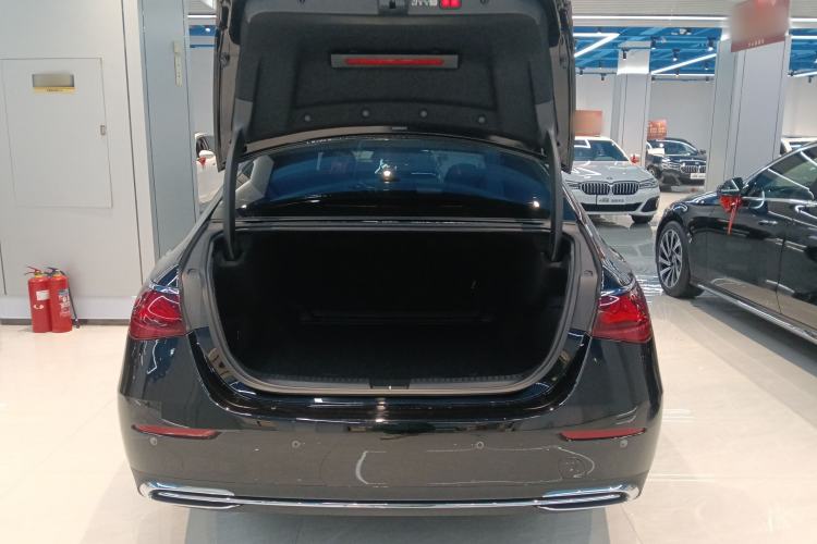 Used Mercedes-Benz E-Class 2025 Facelift E 300 L Luxury Edition