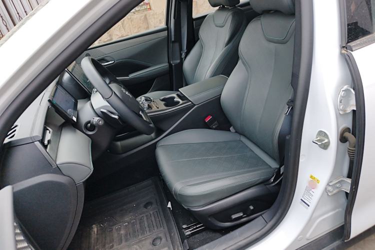 Used BYD Qin PLUS 2025 DM-i Smart Drive 120KM Superior Model
