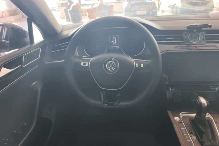 Used Volkswagen Magotan 2018 380TSI DSG Luxury Model
