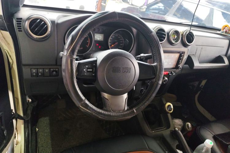 Used BAIC Off-Road BJ40 2014 2.4L Manual Cross-Country Edition
