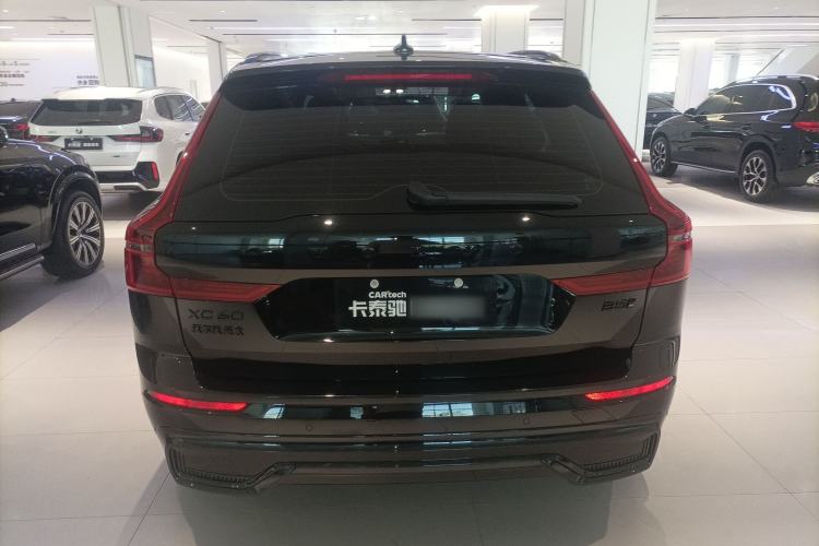 Used Volvo XC60 2026 B5 4x4 Smart Range Extreme Night Black Edition Rear