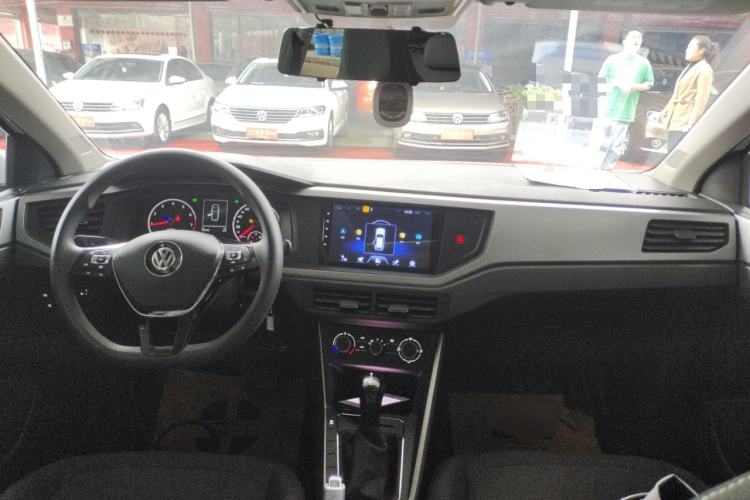 Used Volkswagen Polo 2019 Plus 1.5L Automatic Panoramic Enjoyment Edition Center Console