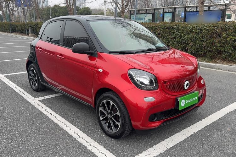 Used smart forfour 2016 1.0L 52 kW Passion Edition
