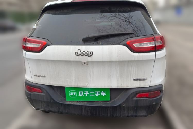 Used Jeep Cherokee 2014 2.4L Luxury Edition