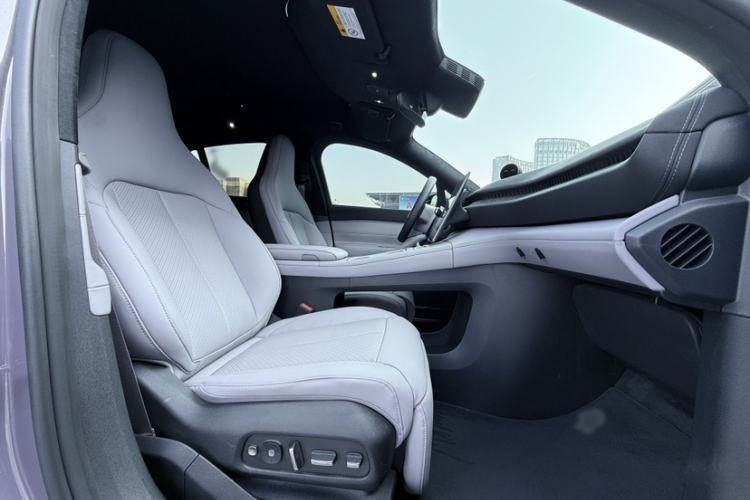 Used Nio EC6 2024 75 kWh
