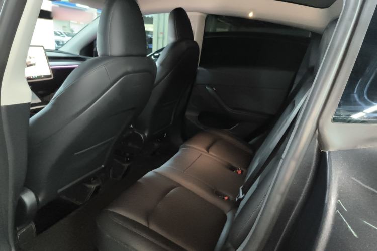 Used Tesla Model Y 2024 Rear-Wheel-Drive Version
