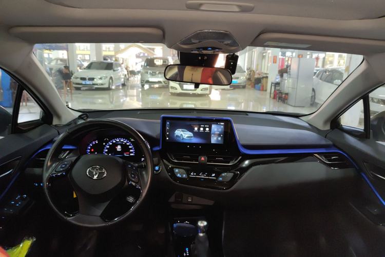 Used Toyota C-HR 2023 2.0L Luxury Edition
