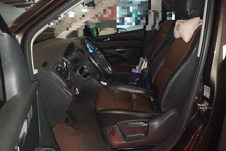 Used Volkswagen Sharan 2015 1.8TSI Comfort Model
