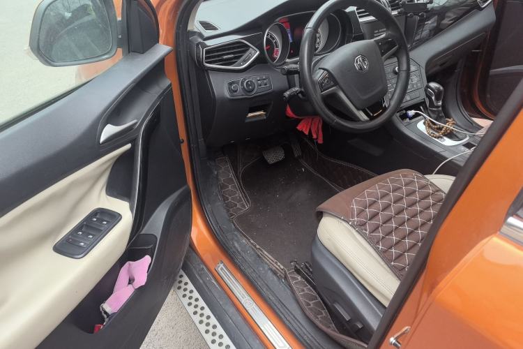 Used MG GS 2015 2.0TGI TST Luxury Edition
