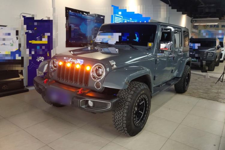 Used Jeep Wrangler 2014 3.0L Sahara Four-Door Edition