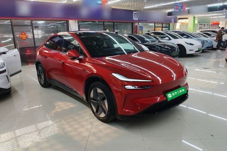 Used ONVO L60 2024 60 kWh Rear-Drive Version Exterior 1