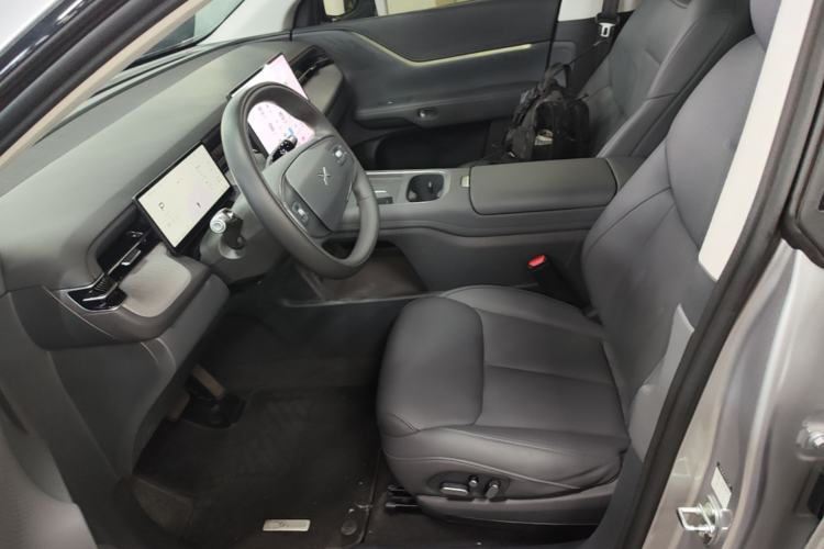 Used XPeng G6 2025 625 Long-Range Max Flagship Edition
