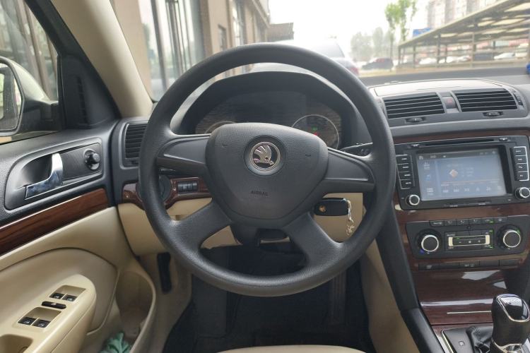 Used Skoda Octavia 2014 1.6L Automatic Yijun Edition