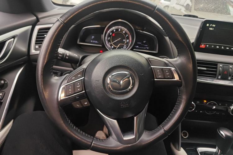 Used Mazda CX-4 2016 2.5L Automatic 4x4 Bluetide Fearless Edition
