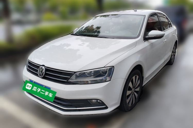 Used Volkswagen Sagitar 2017 230TSI Automatic Comfort Version