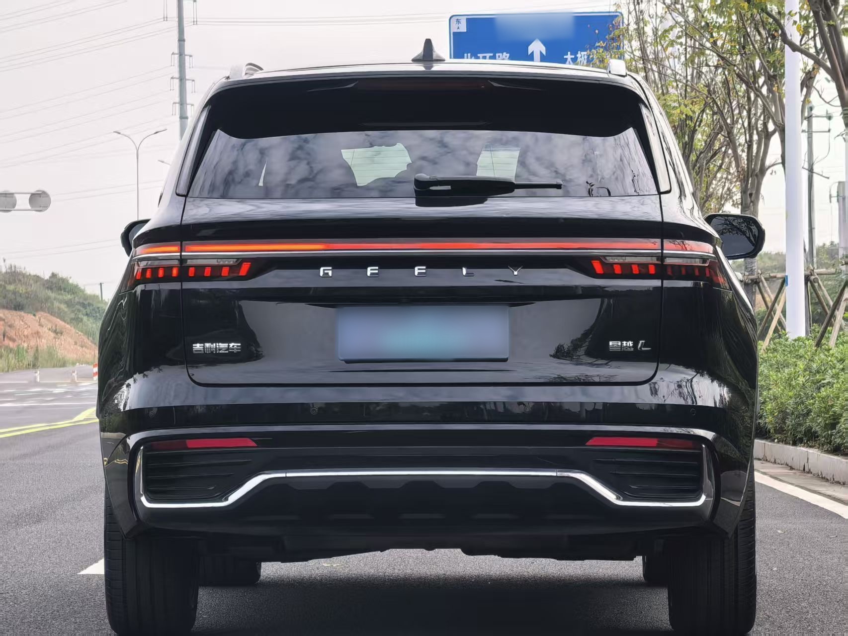 Geely Auto Monjaro L 2021 2.0TD DCT EVO Two-Wheel Drive Smart Luxury Version — снимка 5