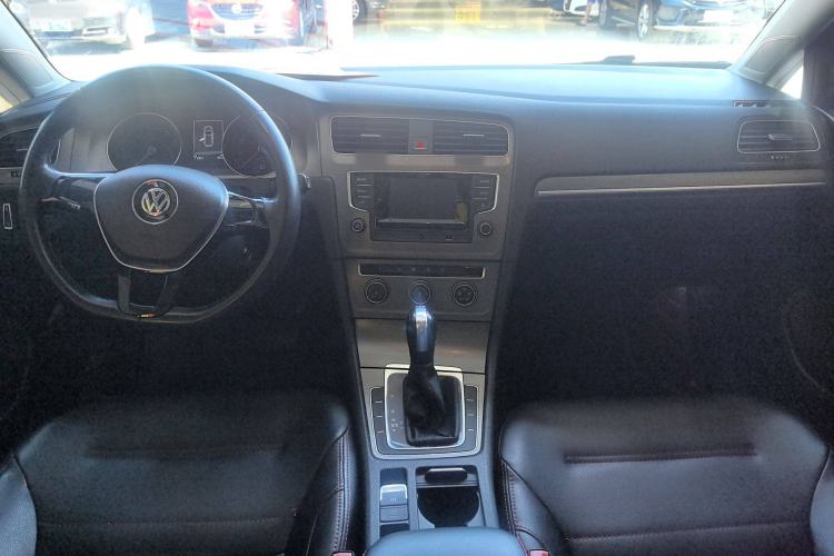 Used Volkswagen Golf 2016 230TSI Automatic Comfort Version