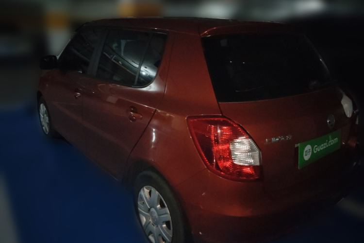 Used Skoda Fabia 2014 1.4L Automatic Crystal Edition