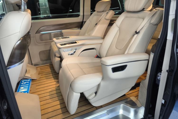Used Mercedes-Benz V-Class 2021 V 260 L Long Wheelbase Prestige Edition Left Rear Seat