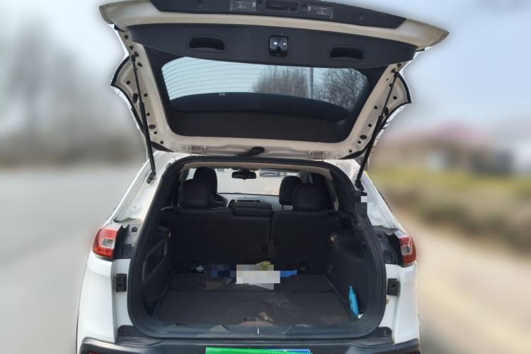 Used Jeep Cherokee 2016 2.4L Leading Smart Version
