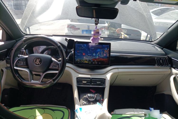 Used BYD Song PLUS New Energy 2021 DM-i 110KM Flagship PLUS Center Console