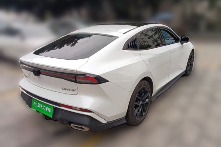 Used CHANGAN UNI-V 2024 1.5T Prestige Edition